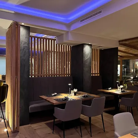 Alexander Otel 4*