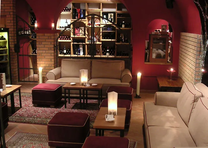 Alexander Szálloda 4*