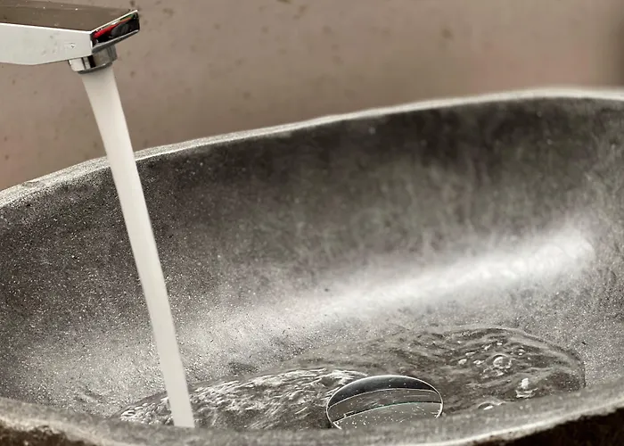 Ξενοδοχείο Alexander 4*